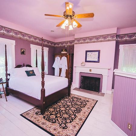 Old Caledonian Bed & Breakfast Extérieur photo