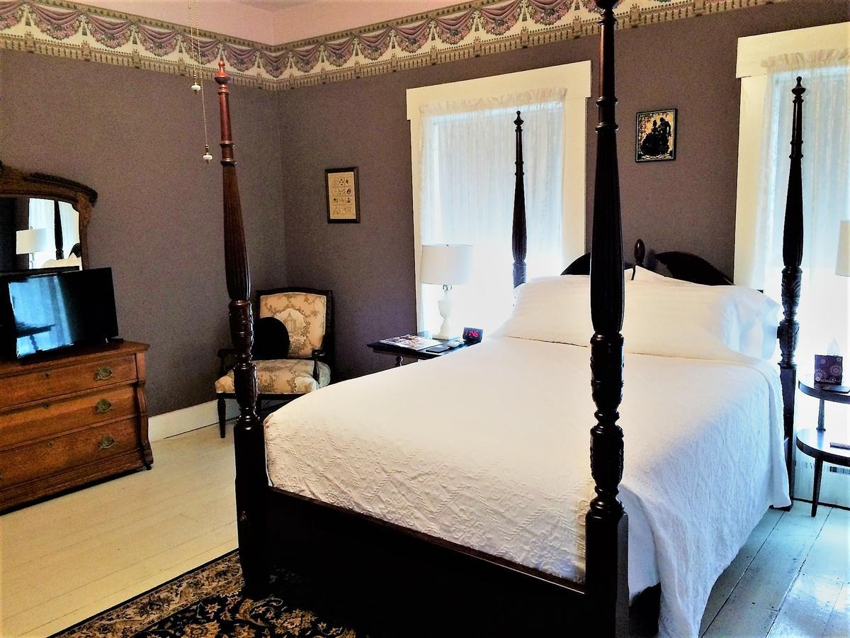 Old Caledonian Bed & Breakfast Extérieur photo